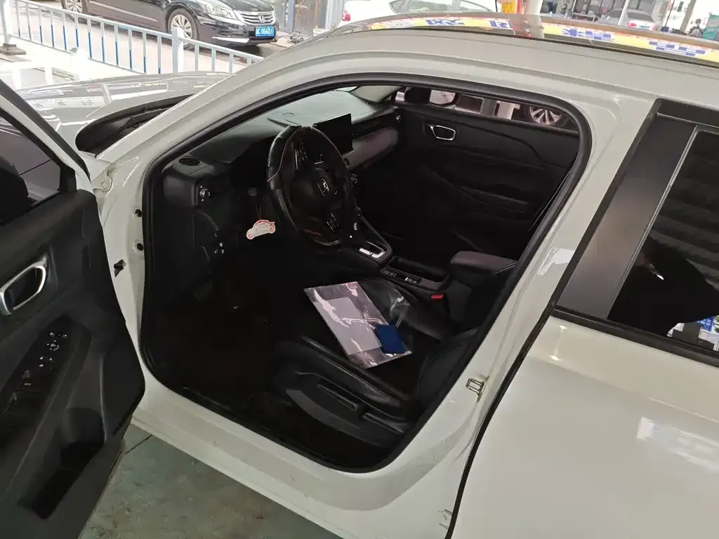 Honda Vezel 2023 из CN, фото 6