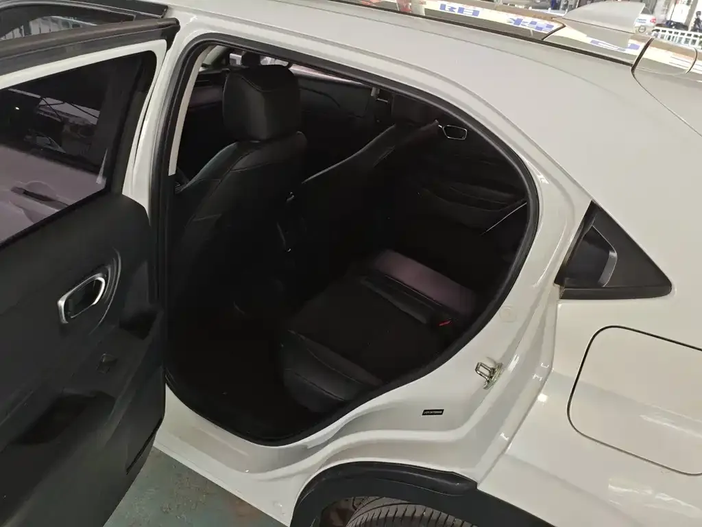 Honda Vezel 2023 из CN, фото 5