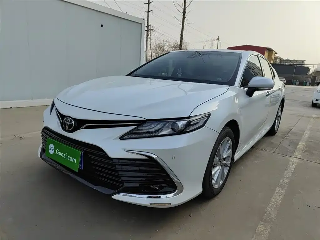 Toyota Camry 2022 из CN, фото 2
