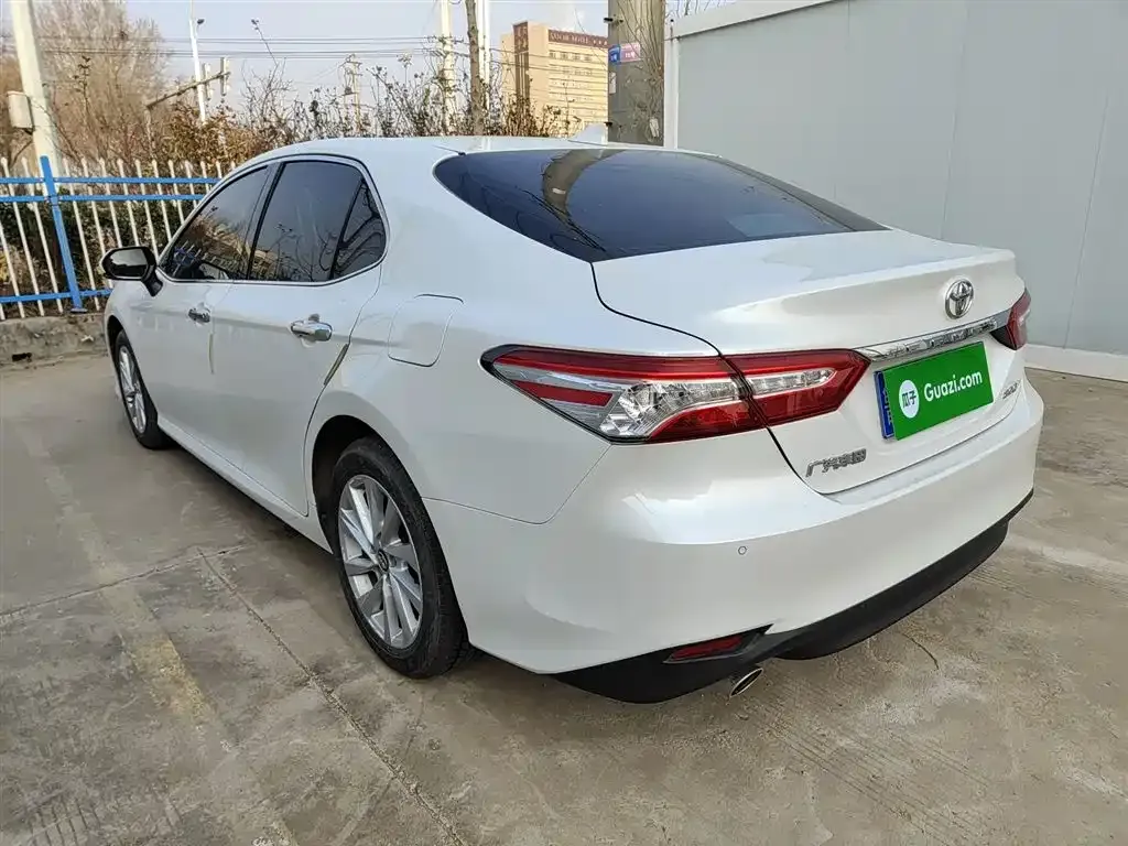 Toyota Camry 2022 из CN, фото 8