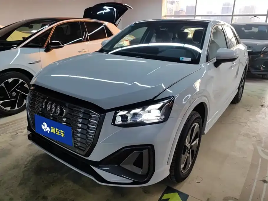 Audi Q2L e-tron 2024 из CN, фото 1