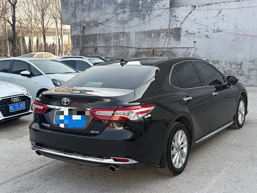 Toyota Camry 2023 из CN, фото 9