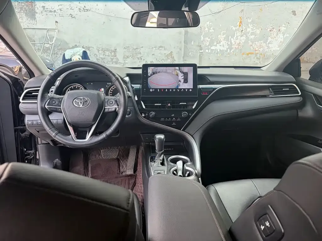 Toyota Camry 2023 из CN, фото 8