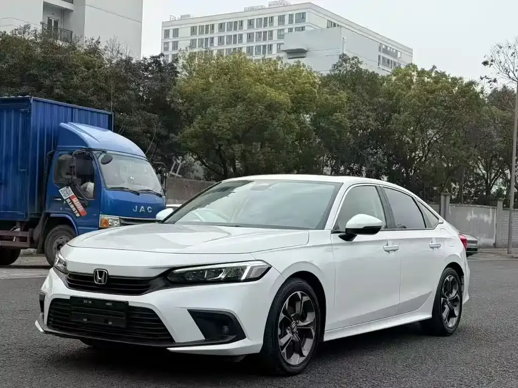 Honda Civic — фото 1