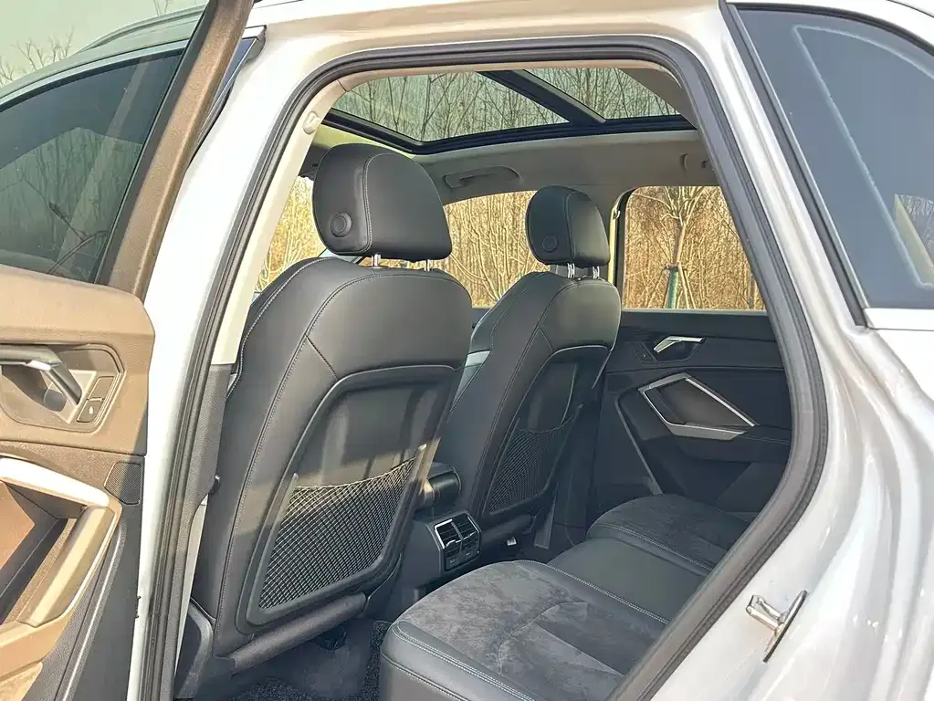 Audi Q3 2022 из CN, фото 10
