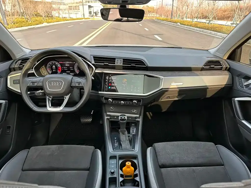 Audi Q3 2022 из CN, фото 3