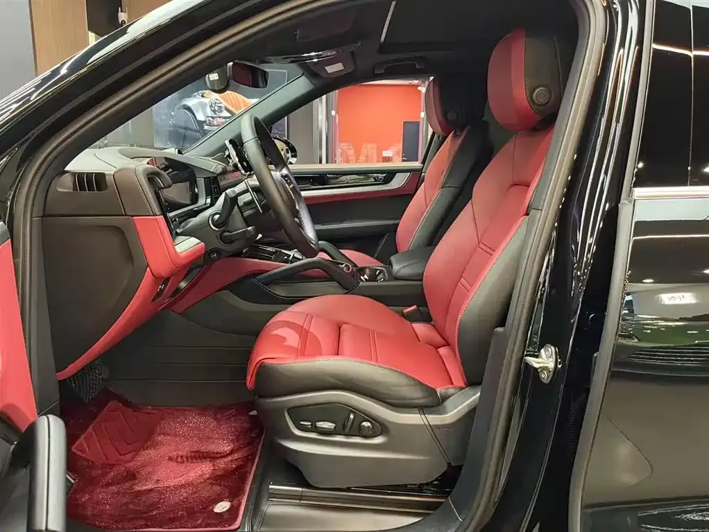 Porsche Cayenne 2025 из CN, фото 8