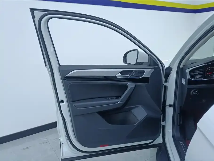 Volkswagen Tayron 2021 из CN, фото 2