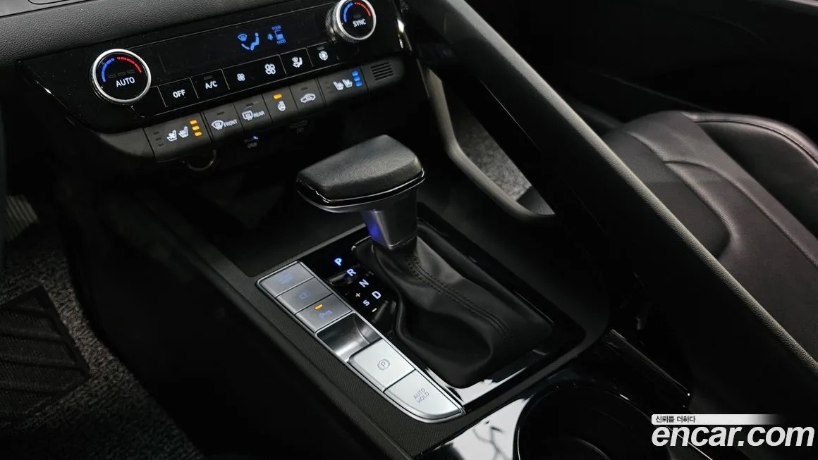 Hyundai AVANTE — фото 3
