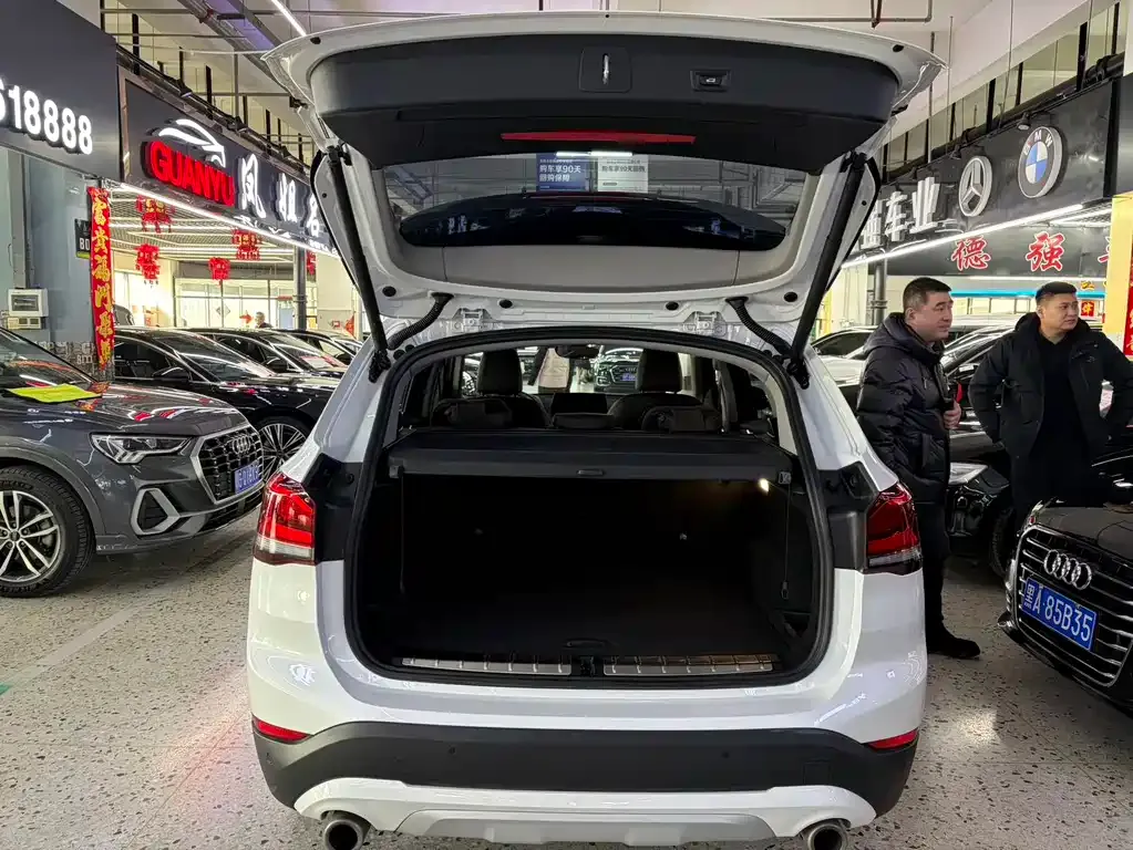 BMW X1 2022 из CN, фото 10