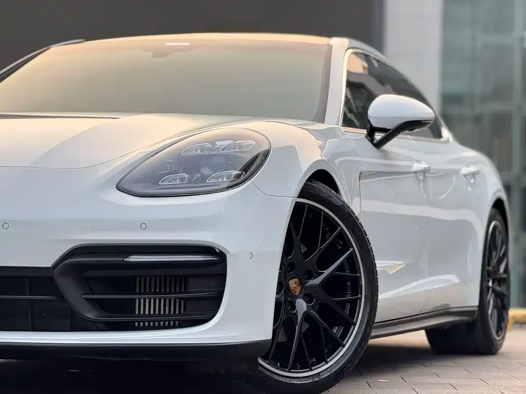 Porsche Panamera — фото 2