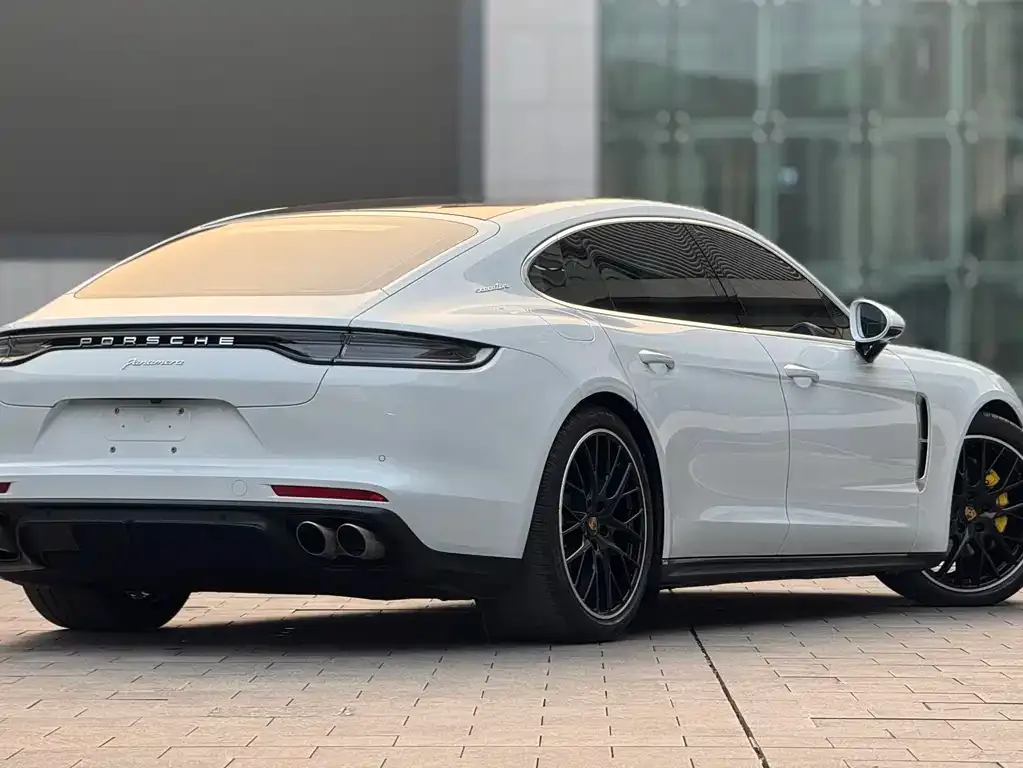 Porsche Panamera — фото 6