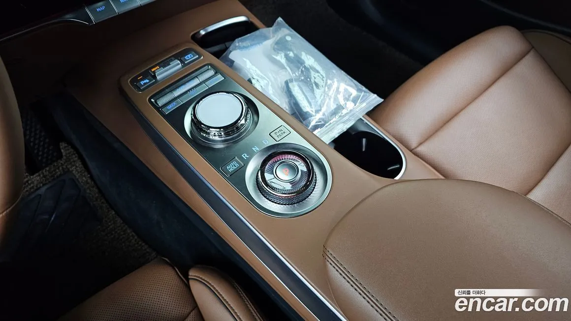 Genesis GV70 — фото 10