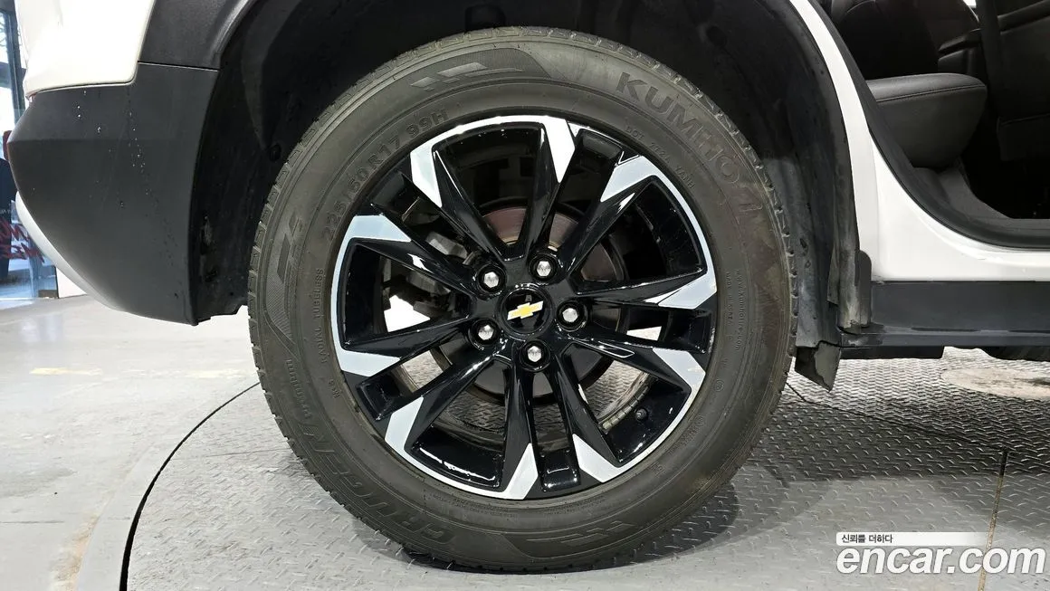 Chevrolet (GM Daewoo) Trailblazer 2021 из KR, фото 3