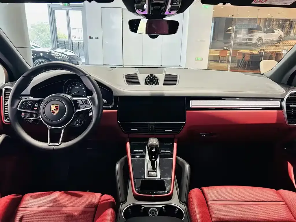 Porsche Cayenne Hybrid — фото 10