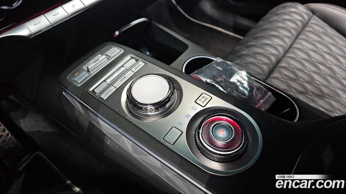 Genesis GV70 — фото 10
