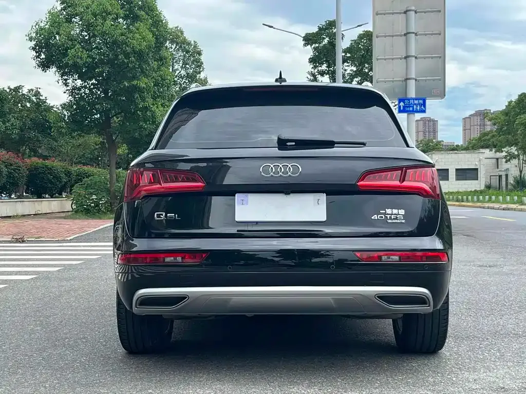 Audi Q5L 2021 из CN, фото 10