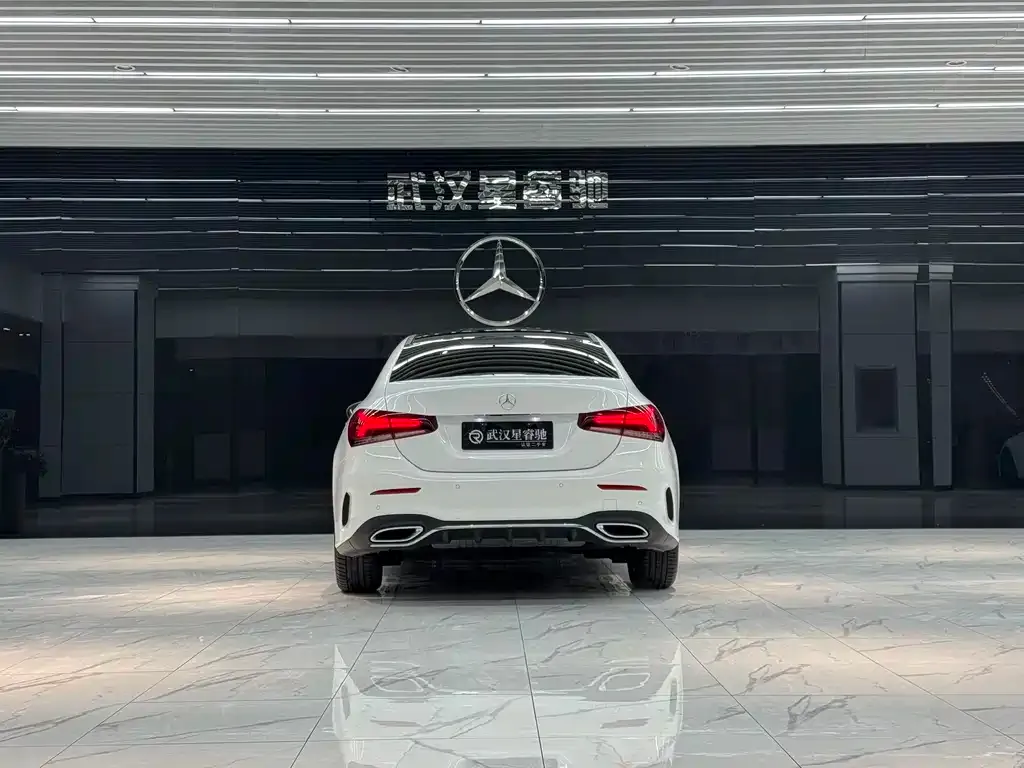Mercedes-Benz A-Class 2023 из CN, фото 3