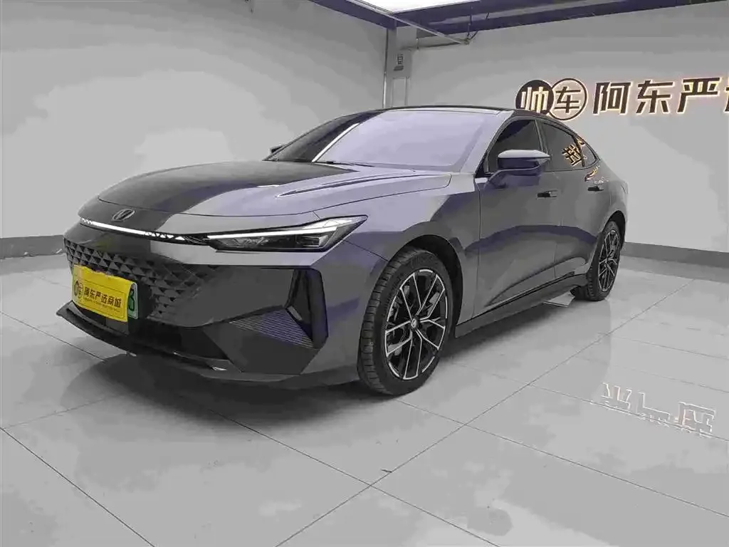 Changan UNI-V iDD 2024 из CN, фото 5