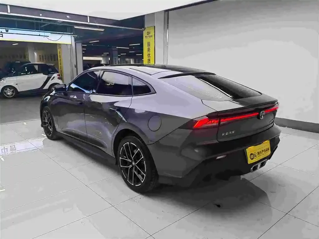Changan UNI-V iDD 2024 из CN, фото 3