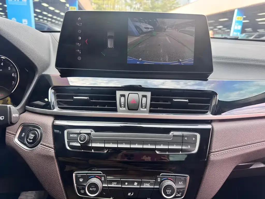 BMW X2 2022 из CN, фото 8
