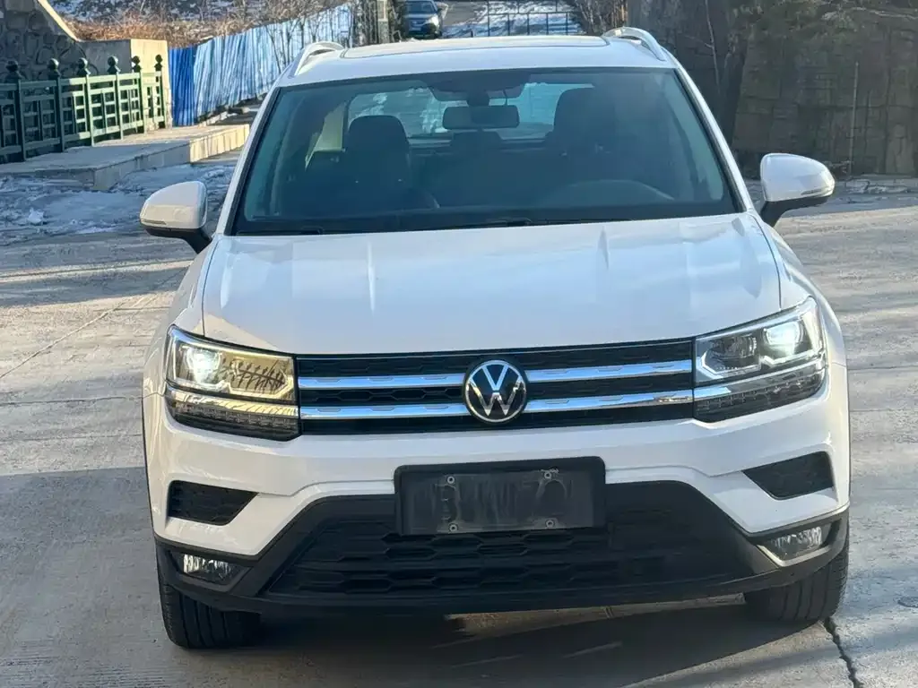 Volkswagen Tharu 2022 из CN, фото 9