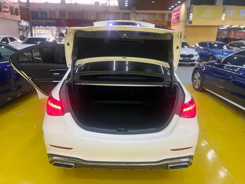 Mercedes-Benz C-Class 2023 из CN, фото 2