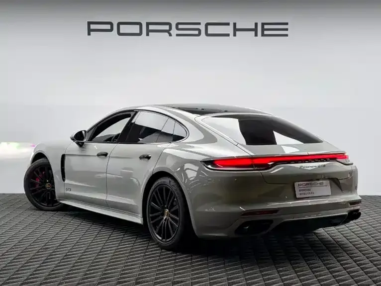 Porsche Panamera — фото 10