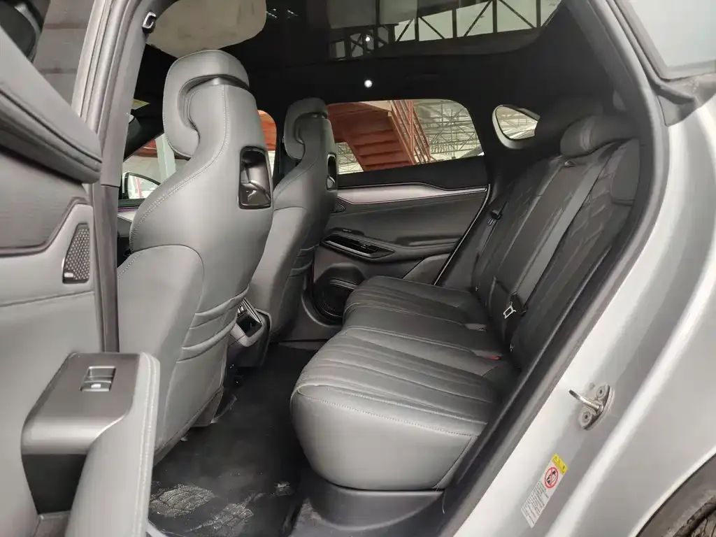 BYD L EV 2025 из CN, фото 9
