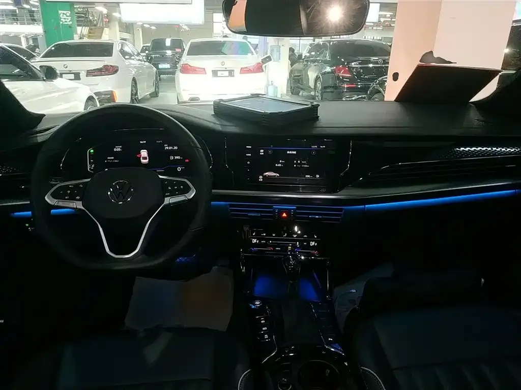 Volkswagen Passat 2022 из CN, фото 9