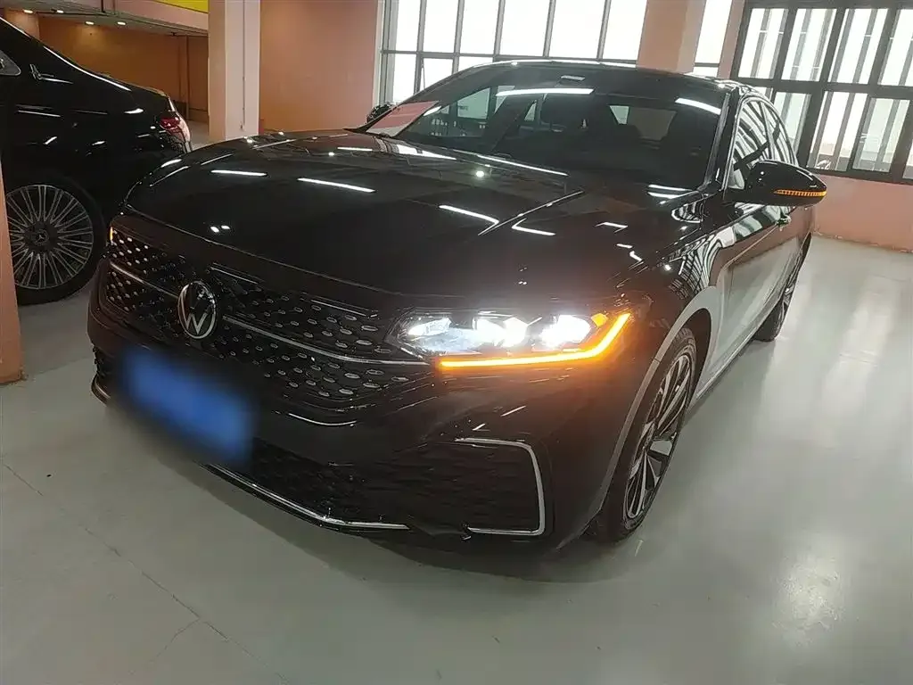 Volkswagen Passat 2022 из CN, фото 4