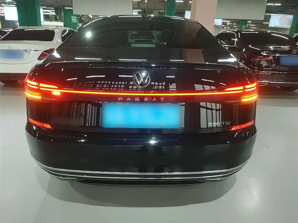 Volkswagen Passat 2022 из CN, фото 7