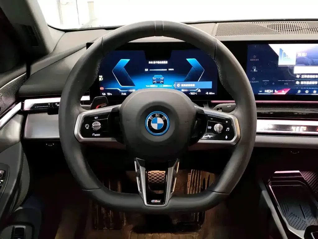BMW i5 2025 из CN, фото 3