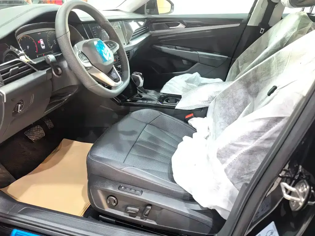 Volkswagen Passat 2026 из CN, фото 8