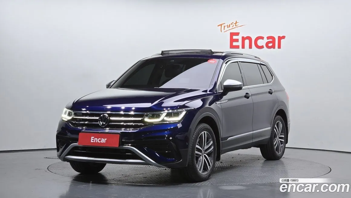 Volkswagen Tiguan — фото 1