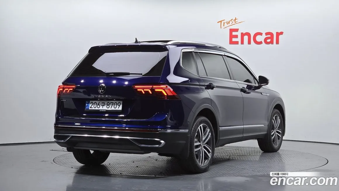 Volkswagen Tiguan — фото 3