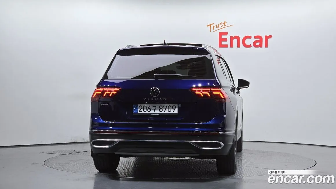 Volkswagen Tiguan — фото 4