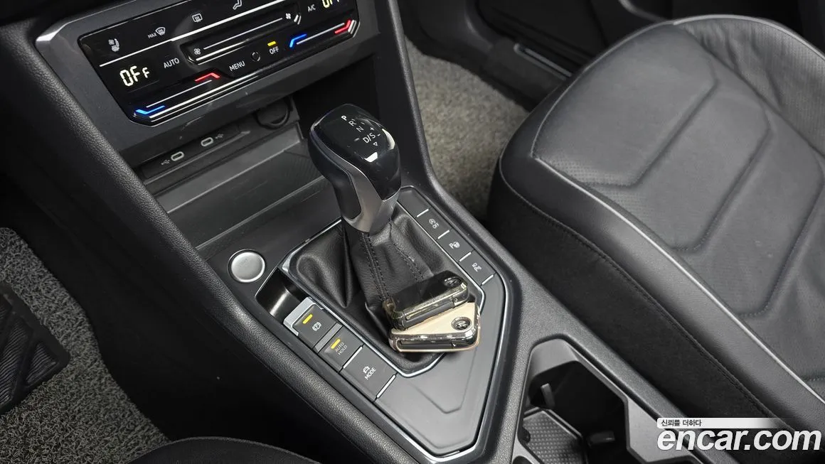 Volkswagen Tiguan — фото 6