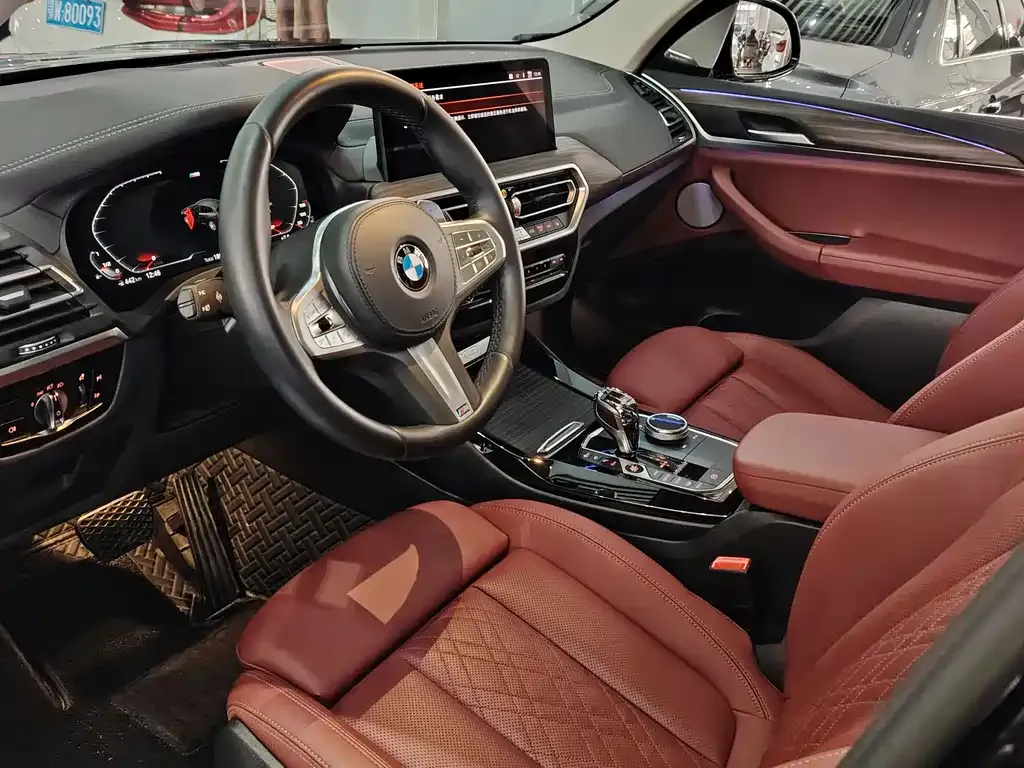 BMW X3 2024 из CN, фото 2