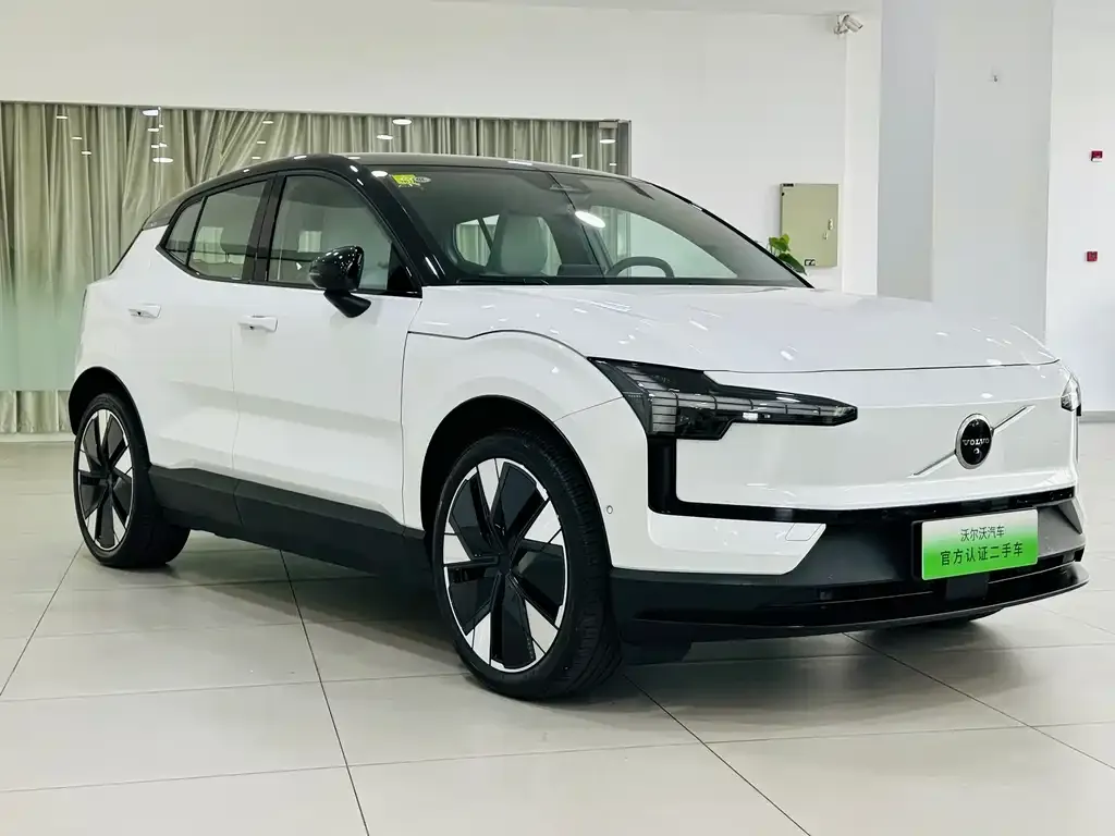 Volvo EX30 2024 из CN, фото 2
