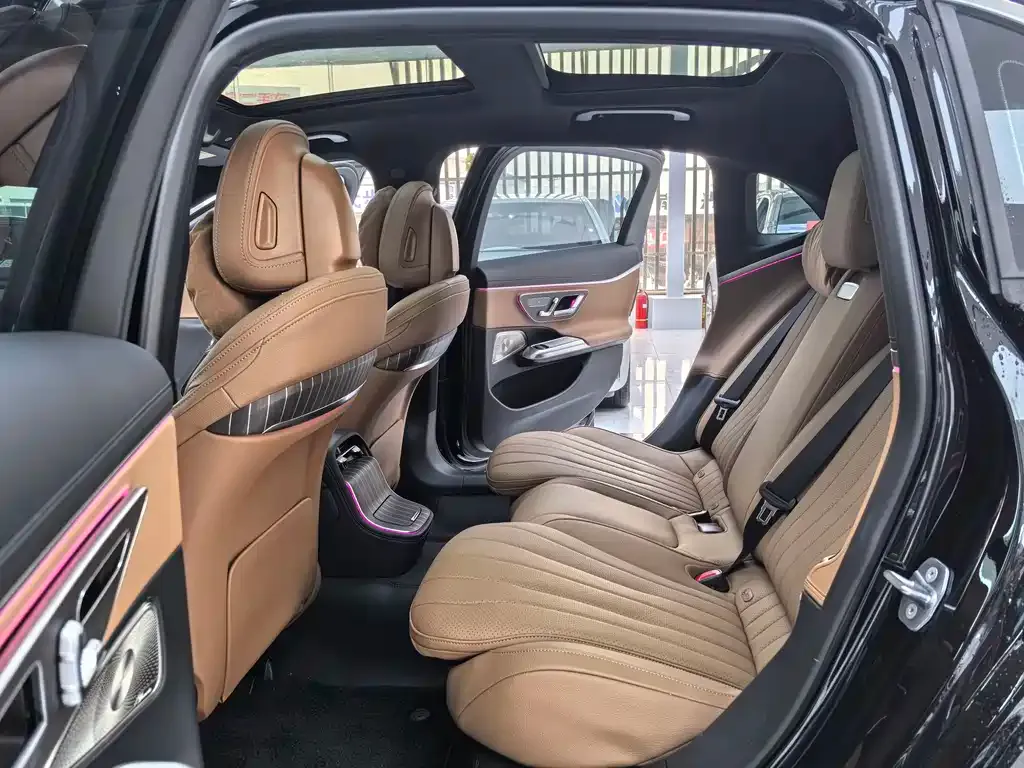 Mercedes-Benz E-Class 2024 из CN, фото 8