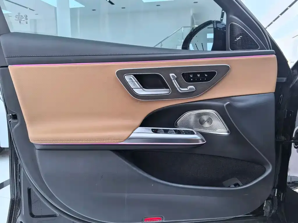 Mercedes-Benz E-Class 2024 из CN, фото 4