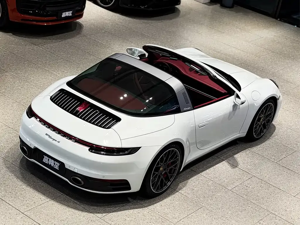 Porsche 911 2022 из CN, фото 8