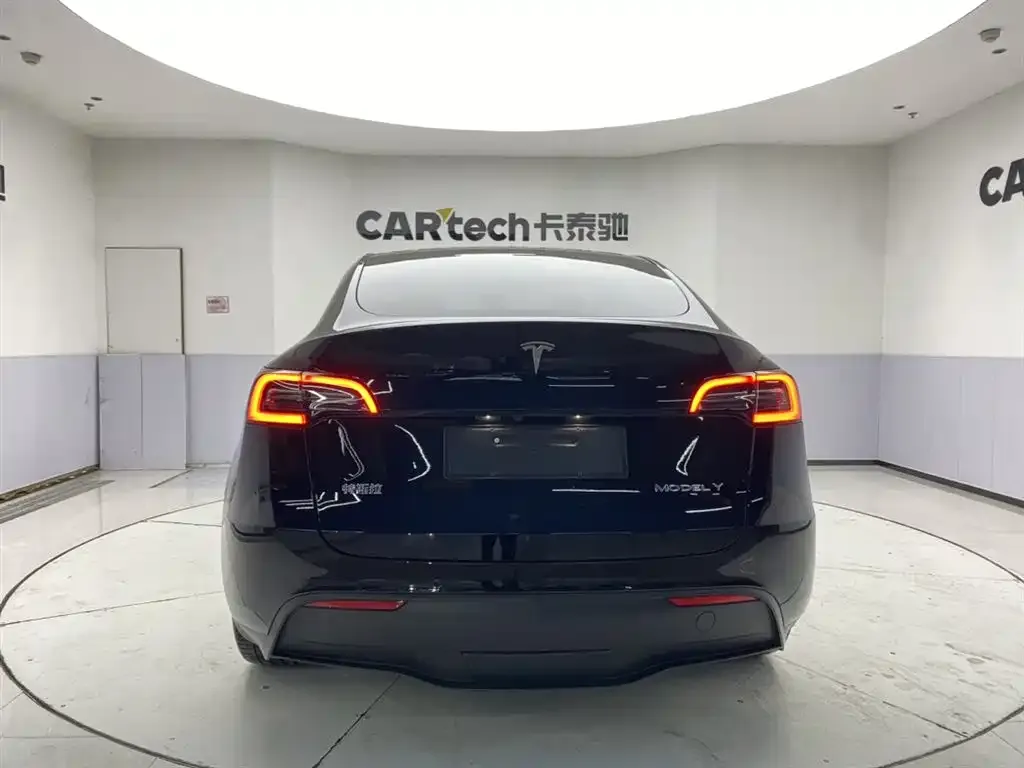 Tesla Model Y 2022 из CN, фото 2