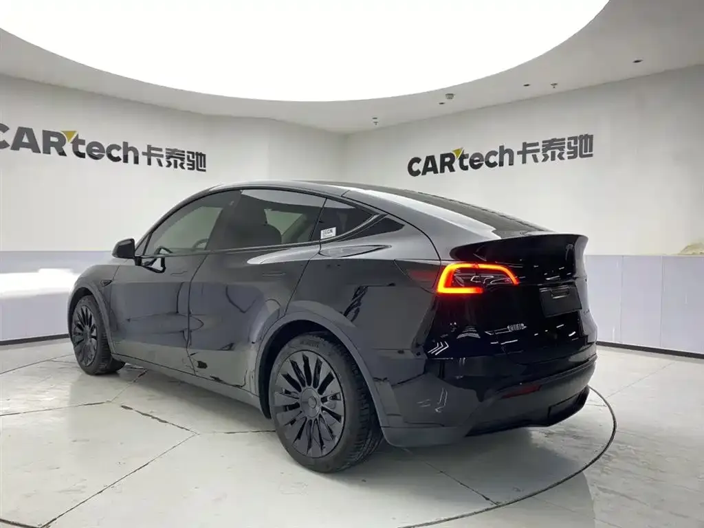 Tesla Model Y 2022 из CN, фото 10