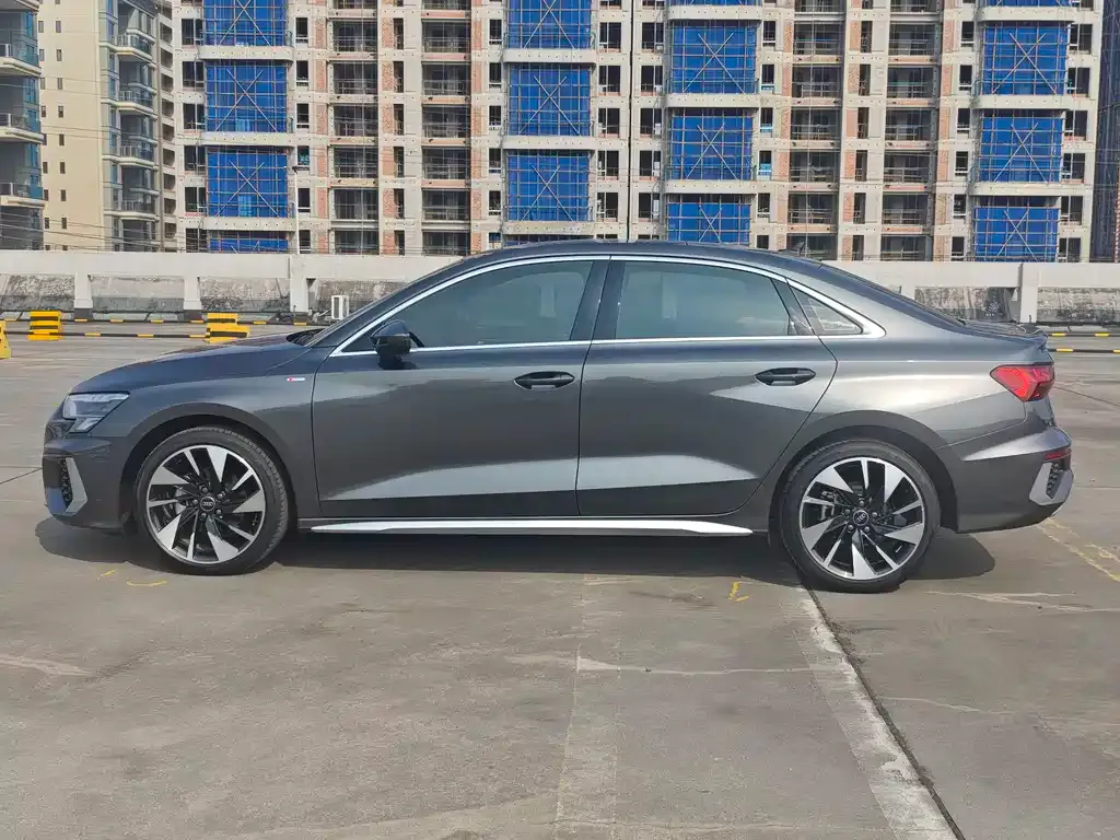 Audi A3 2024 из CN, фото 9