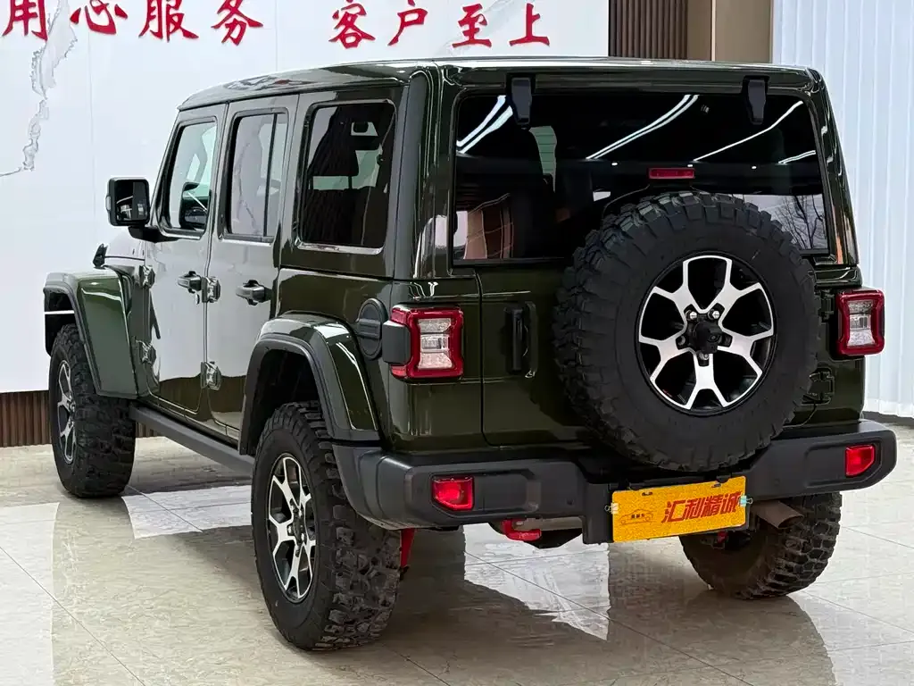 Jeep Wrangler 2023 из CN, фото 2