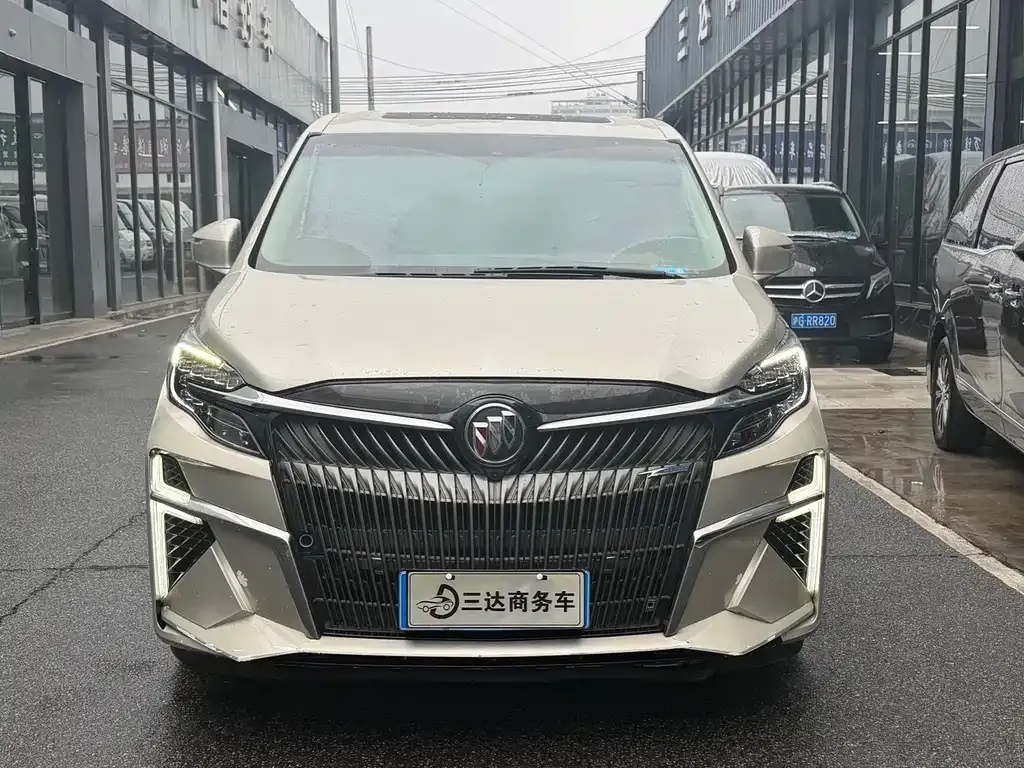 Buick GL8 2021 из CN, фото 2