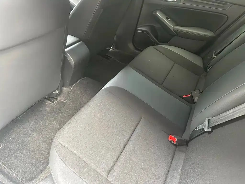 Honda Civic 2023 из CN, фото 4
