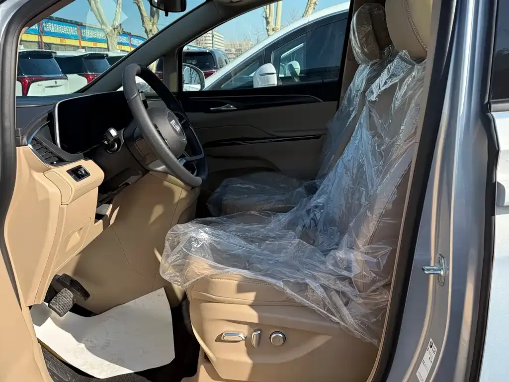 Buick GL8 2025 из CN, фото 7